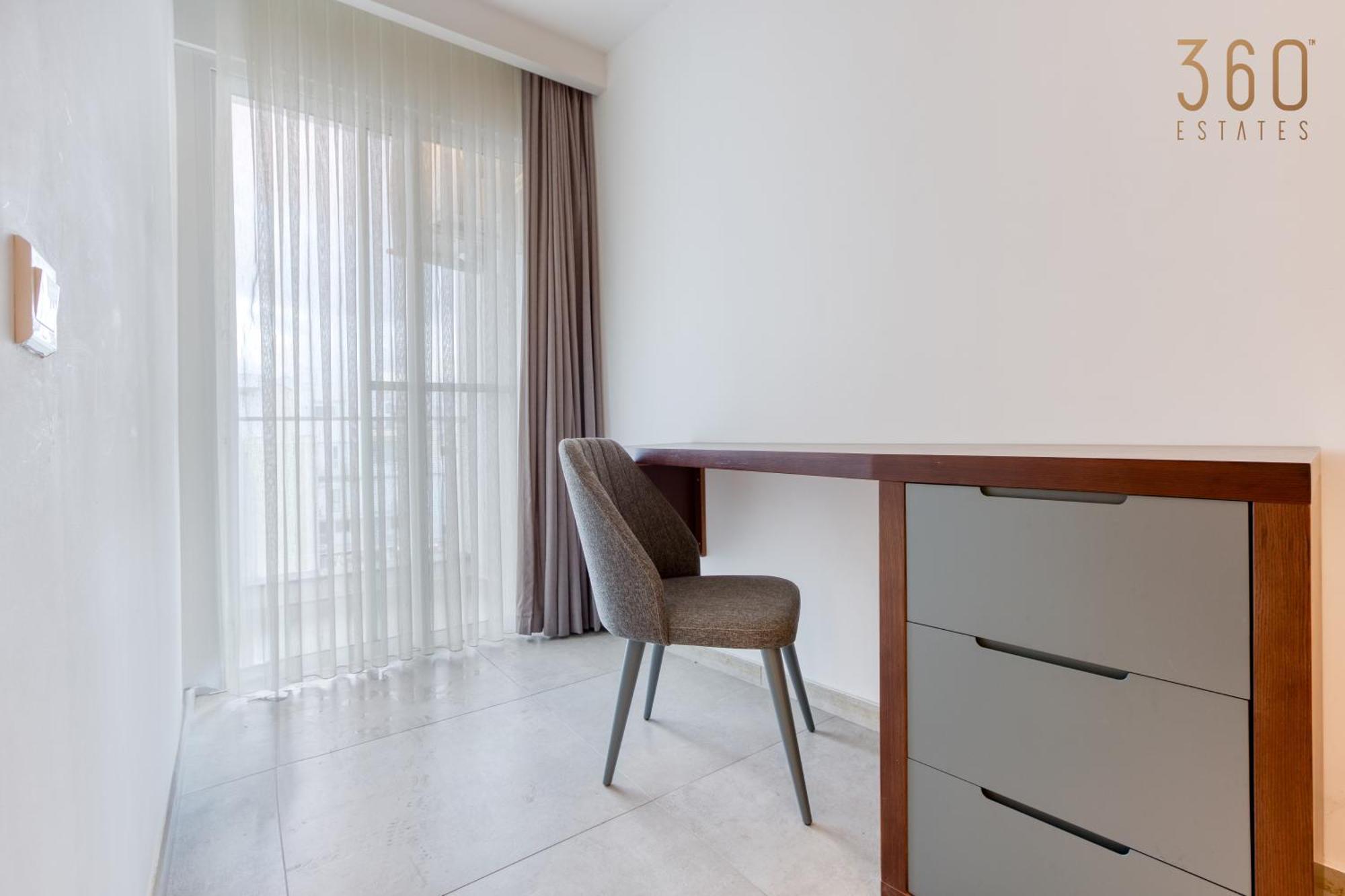 Is-Swieqi The Swieqi Poolside Suites מראה חיצוני תמונה