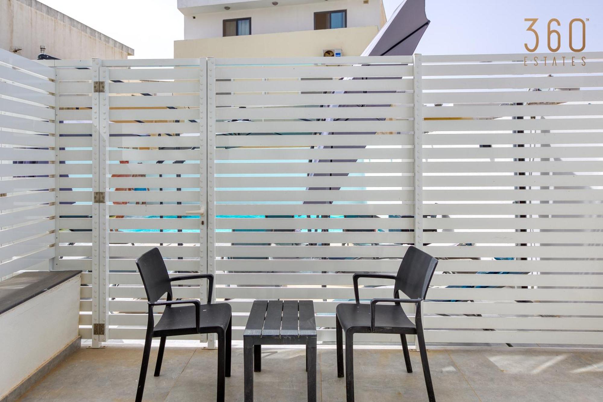 Is-Swieqi The Swieqi Poolside Suites מראה חיצוני תמונה