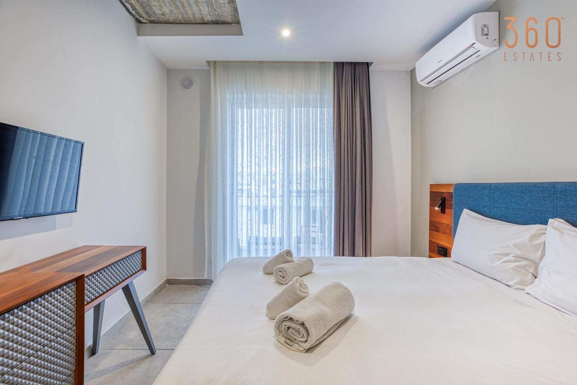 Is-Swieqi The Swieqi Poolside Suites מראה חיצוני תמונה