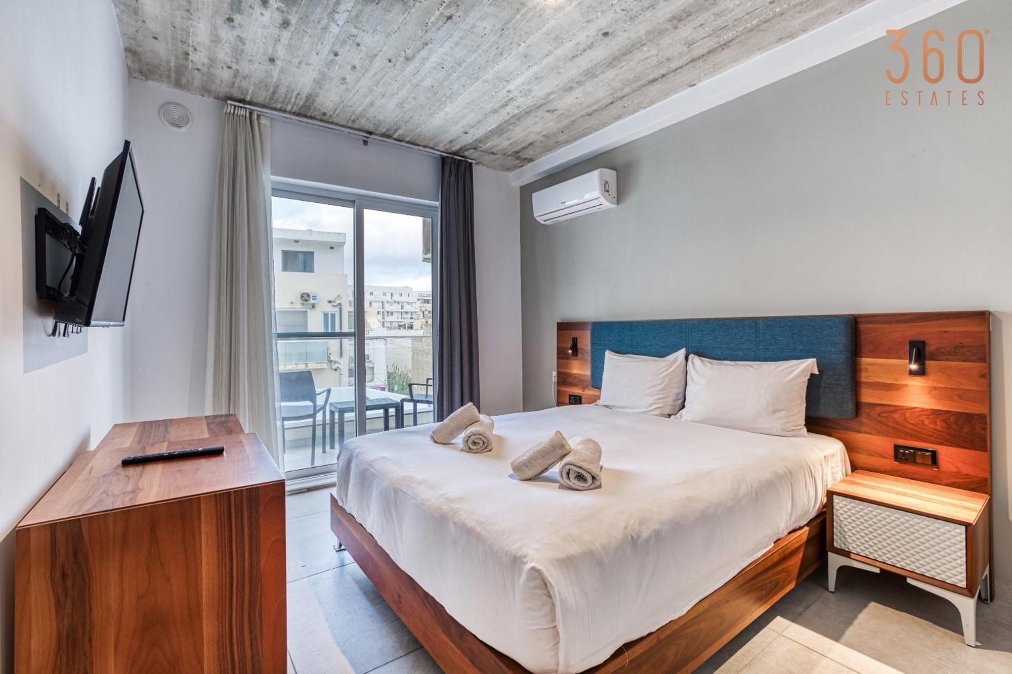 Is-Swieqi The Swieqi Poolside Suites מראה חיצוני תמונה